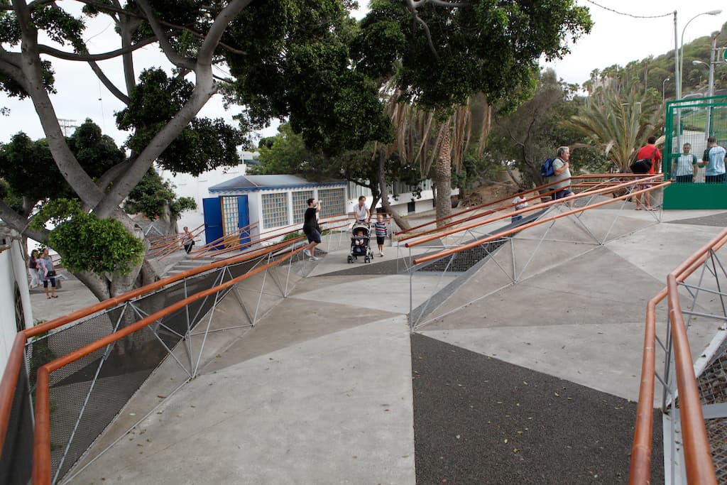 ACCESIBLE PATHWAY AT SWIMMING CLUB - image 10
