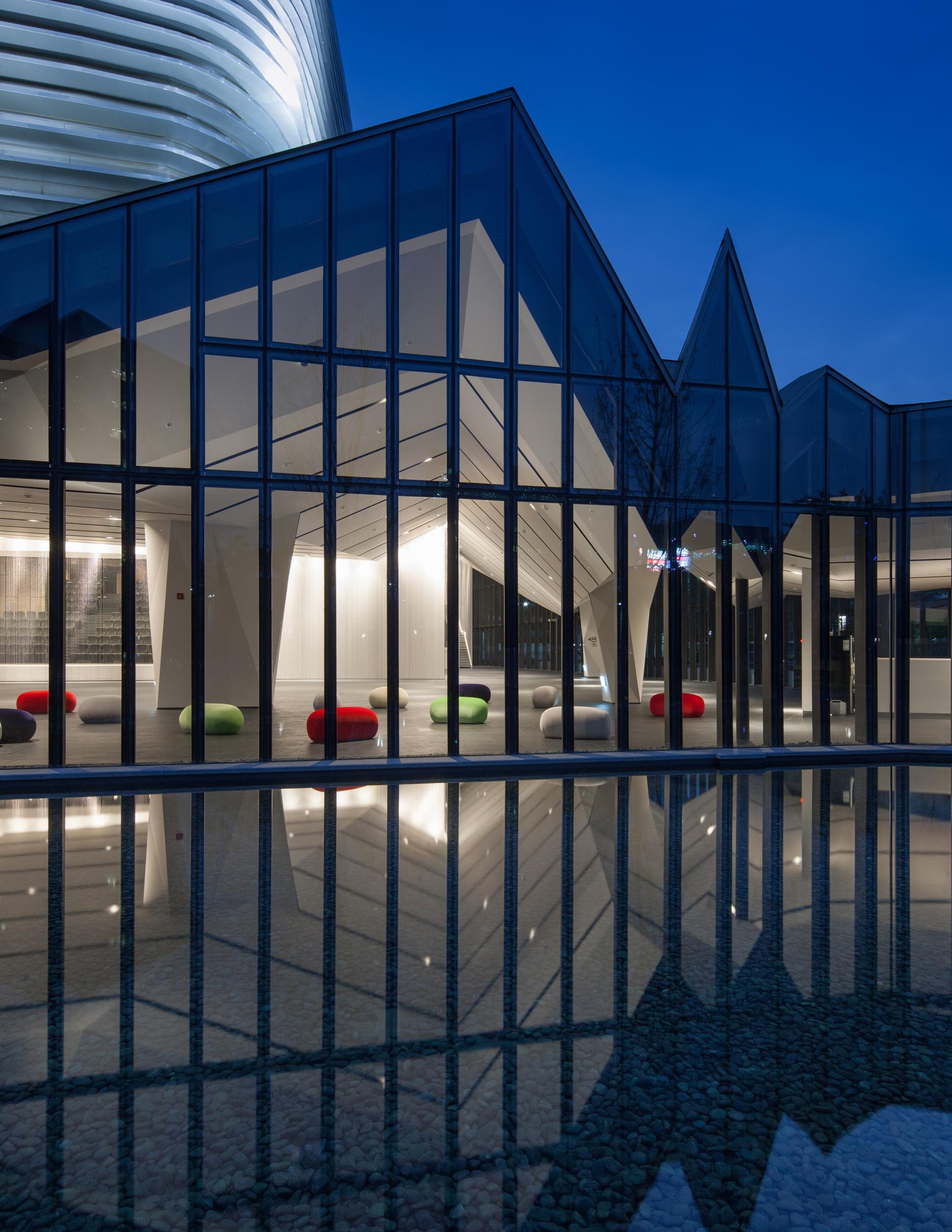 Model Home Gallery - image 13