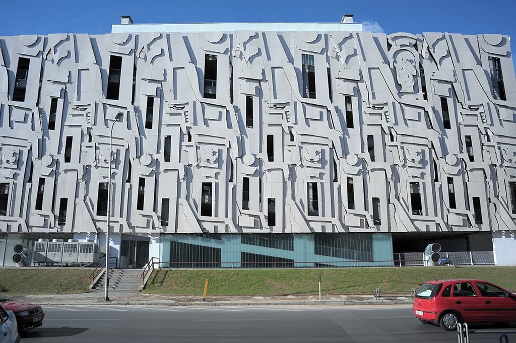 Multy-Storey Car Park by PPAG + Milan Mijalkovic - image 14