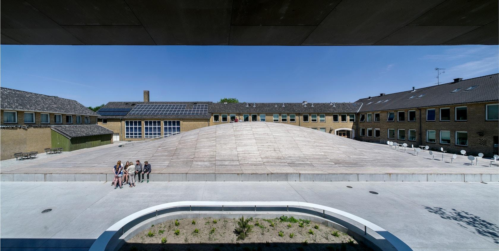 Gammel Hellerup Gymnasium Multi-Purpose Hall - image 23