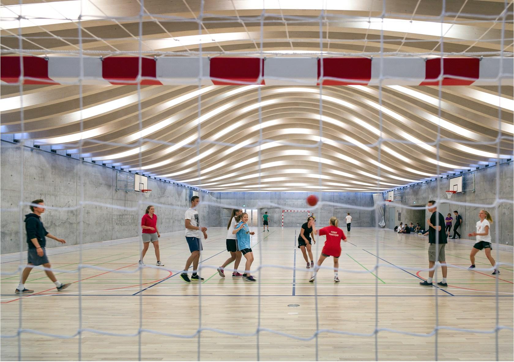 Gammel Hellerup Gymnasium Multi-Purpose Hall - image 22