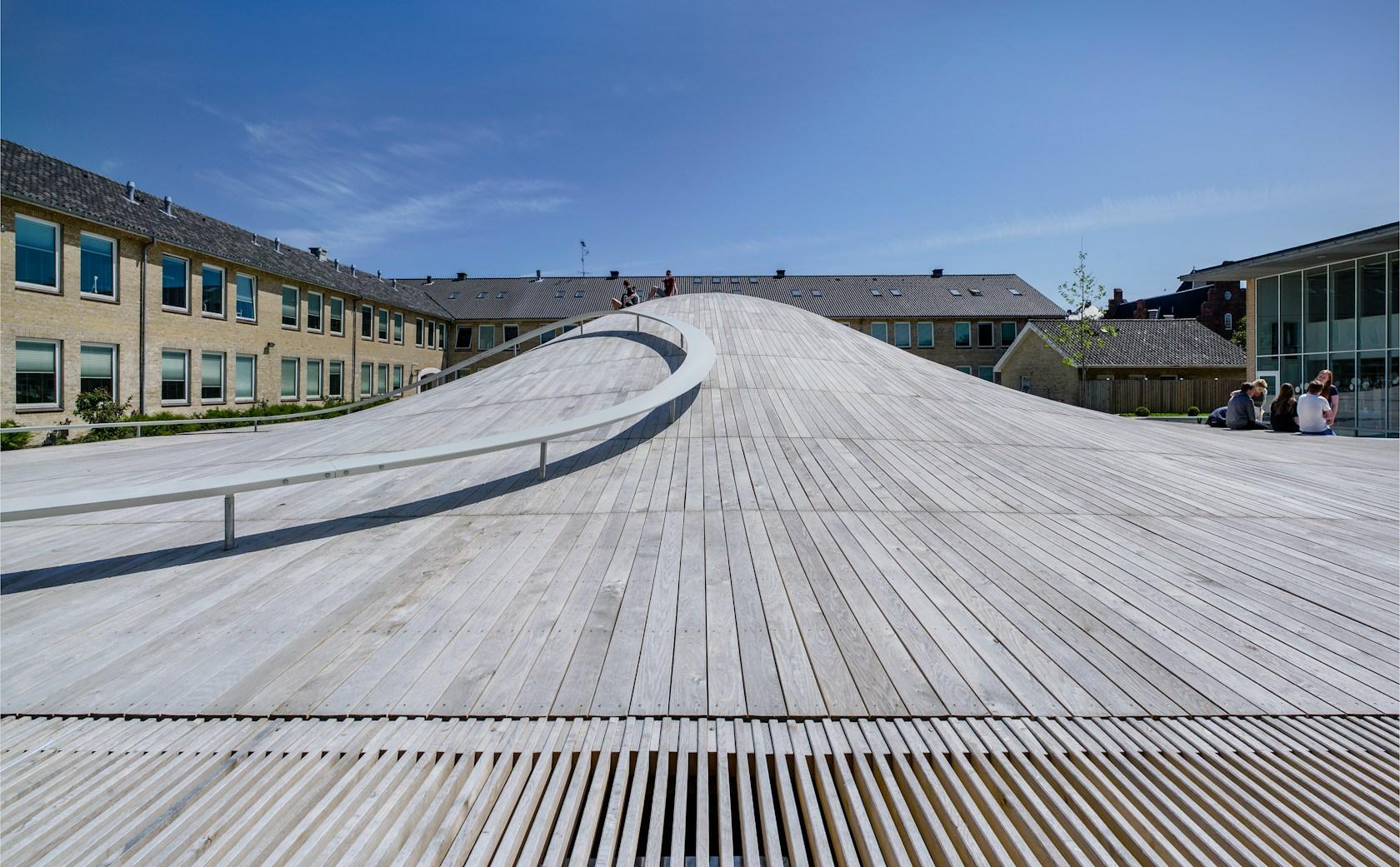 Gammel Hellerup Gymnasium Multi-Purpose Hall - image 27