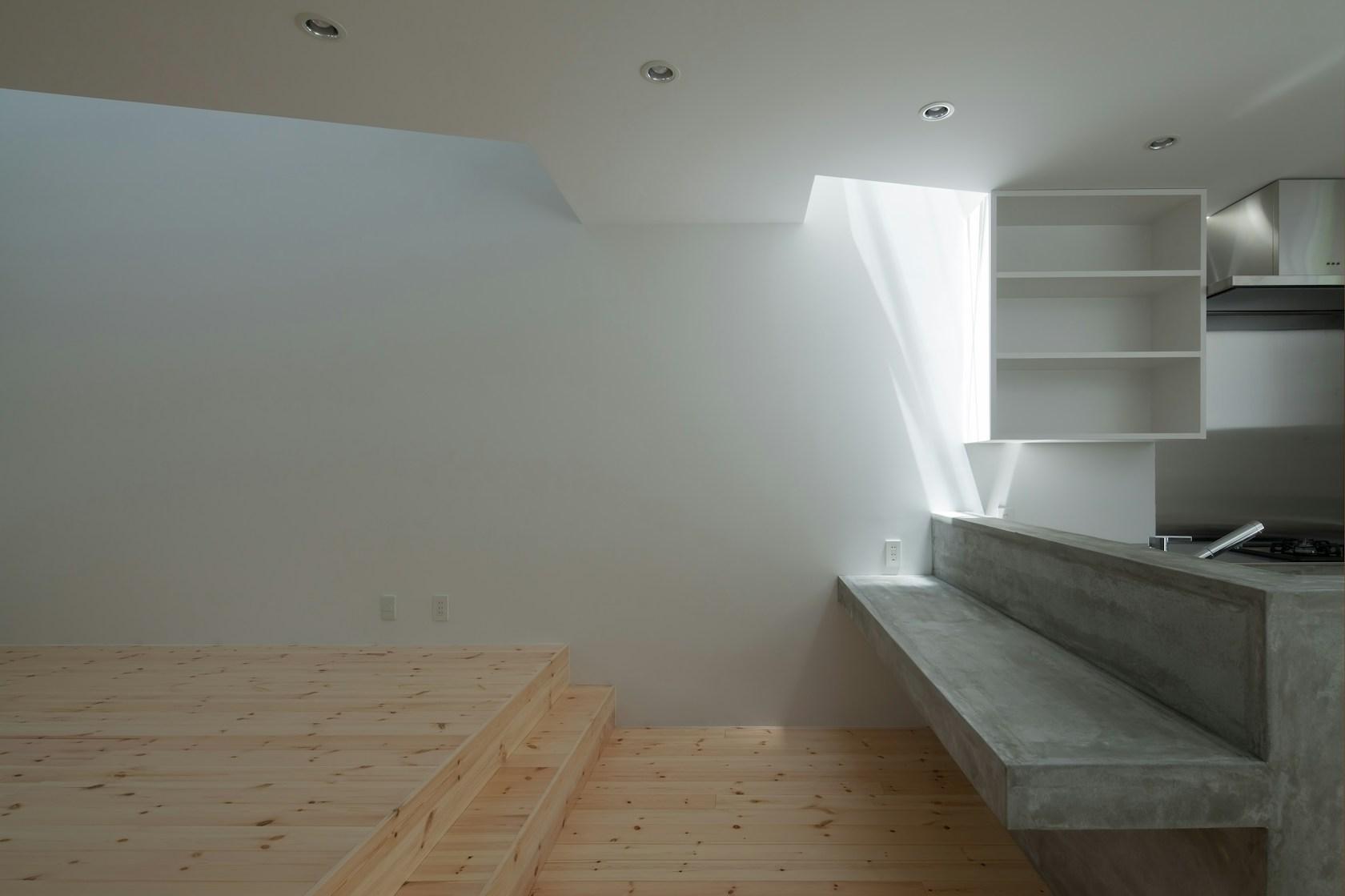 House in Tamatsu - image 6
