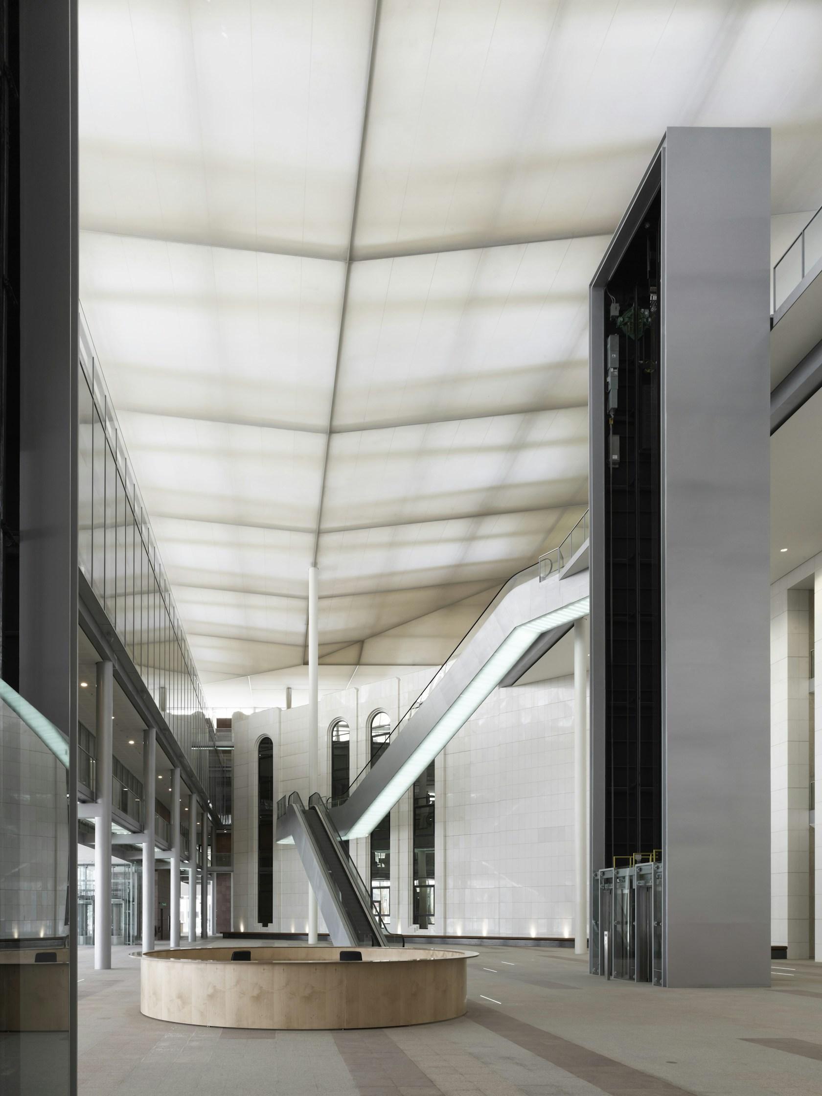 King Fahad National Library Riyadh - image 7