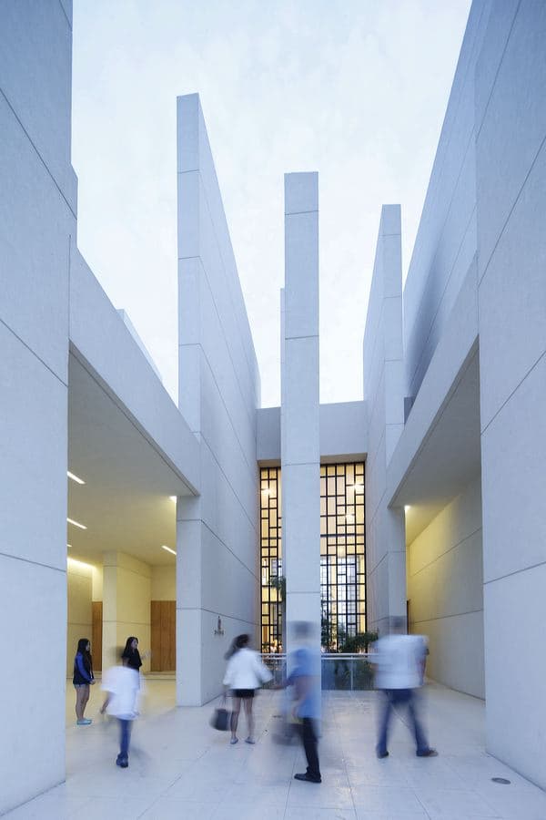 100 Walls Church - image 4