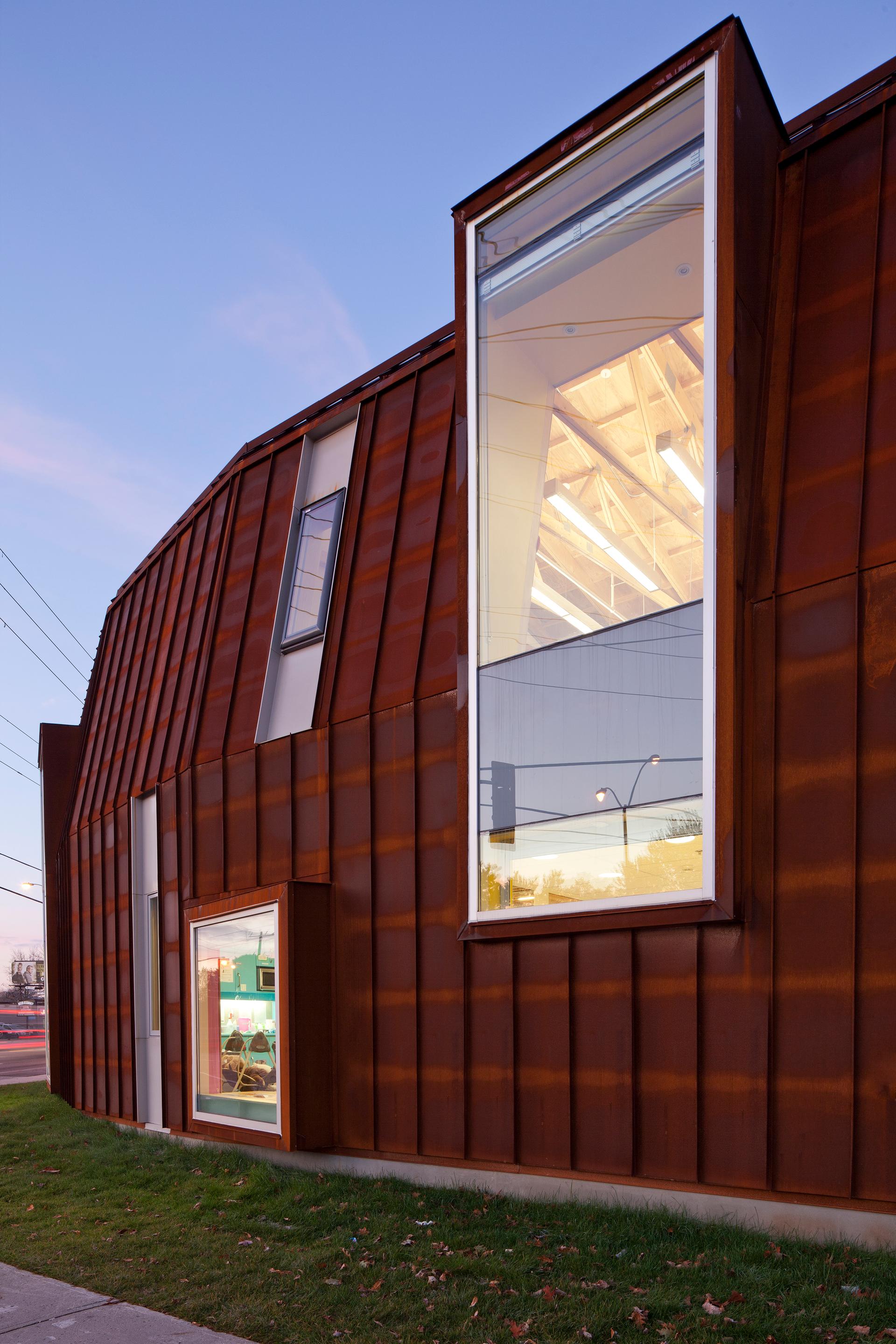 The Native Child and Family Life Centre - image 4
