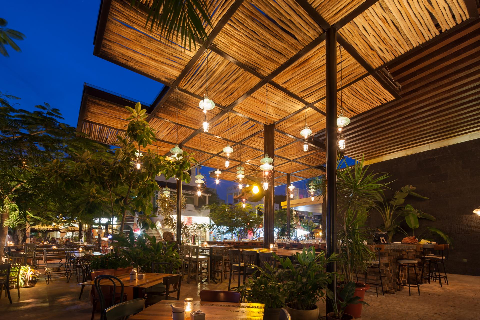 Cacao Hotel - image 11