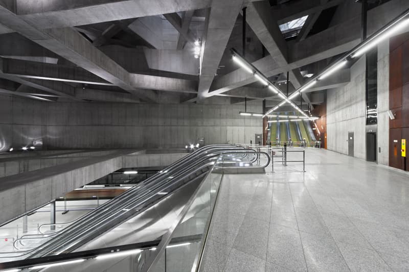 M4 Fővám tér station - image 7