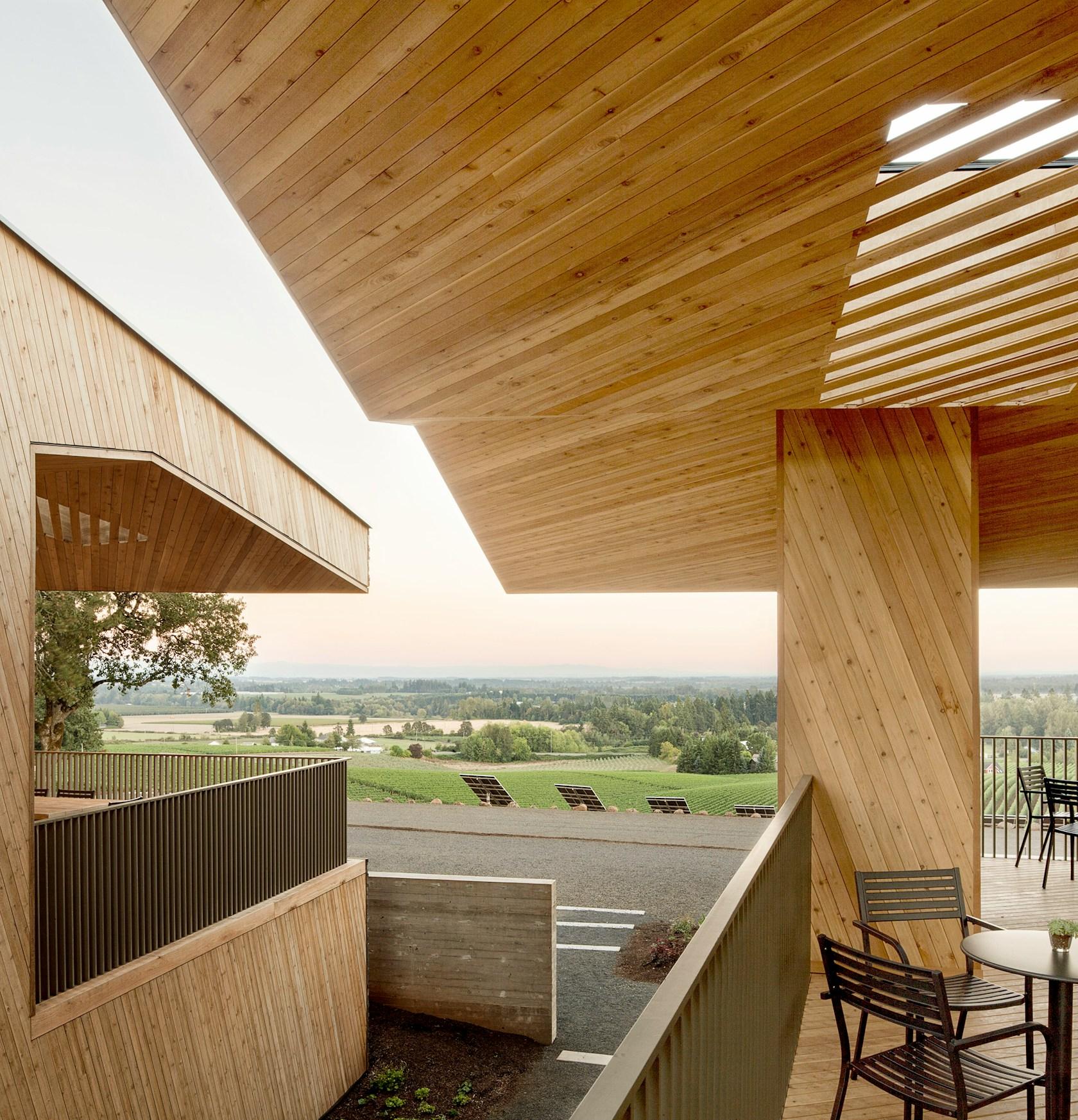Sokol Blosser Winery Tasting Room - image 5