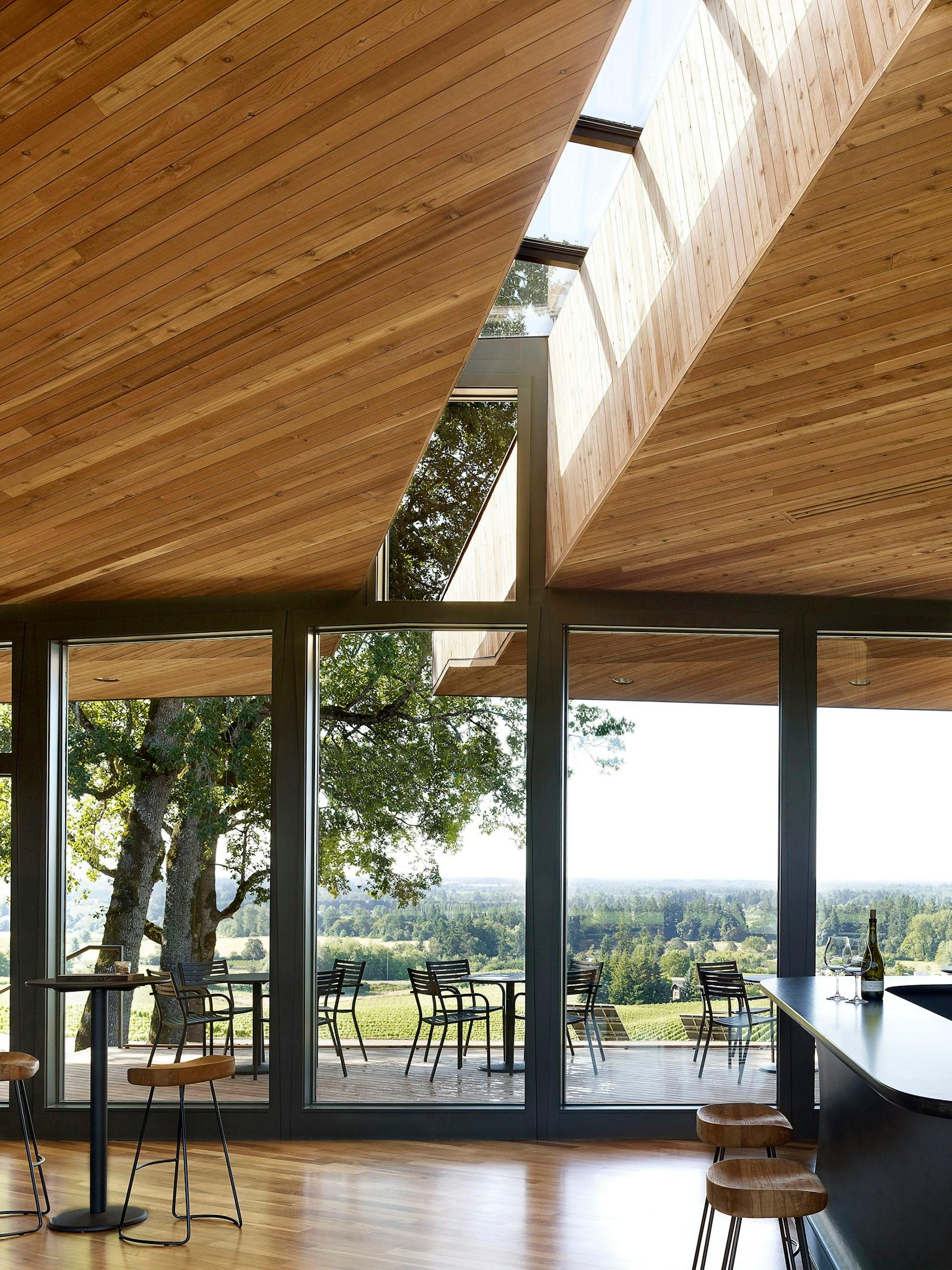 Sokol Blosser Winery Tasting Room - image 9
