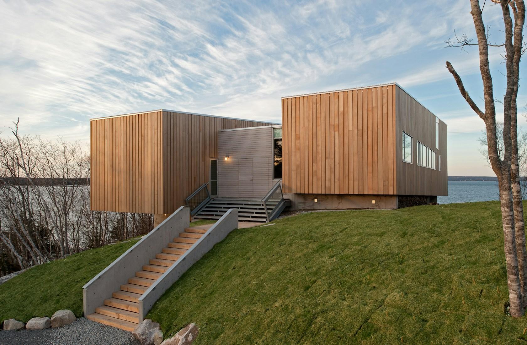 Two Hulls House - image 4
