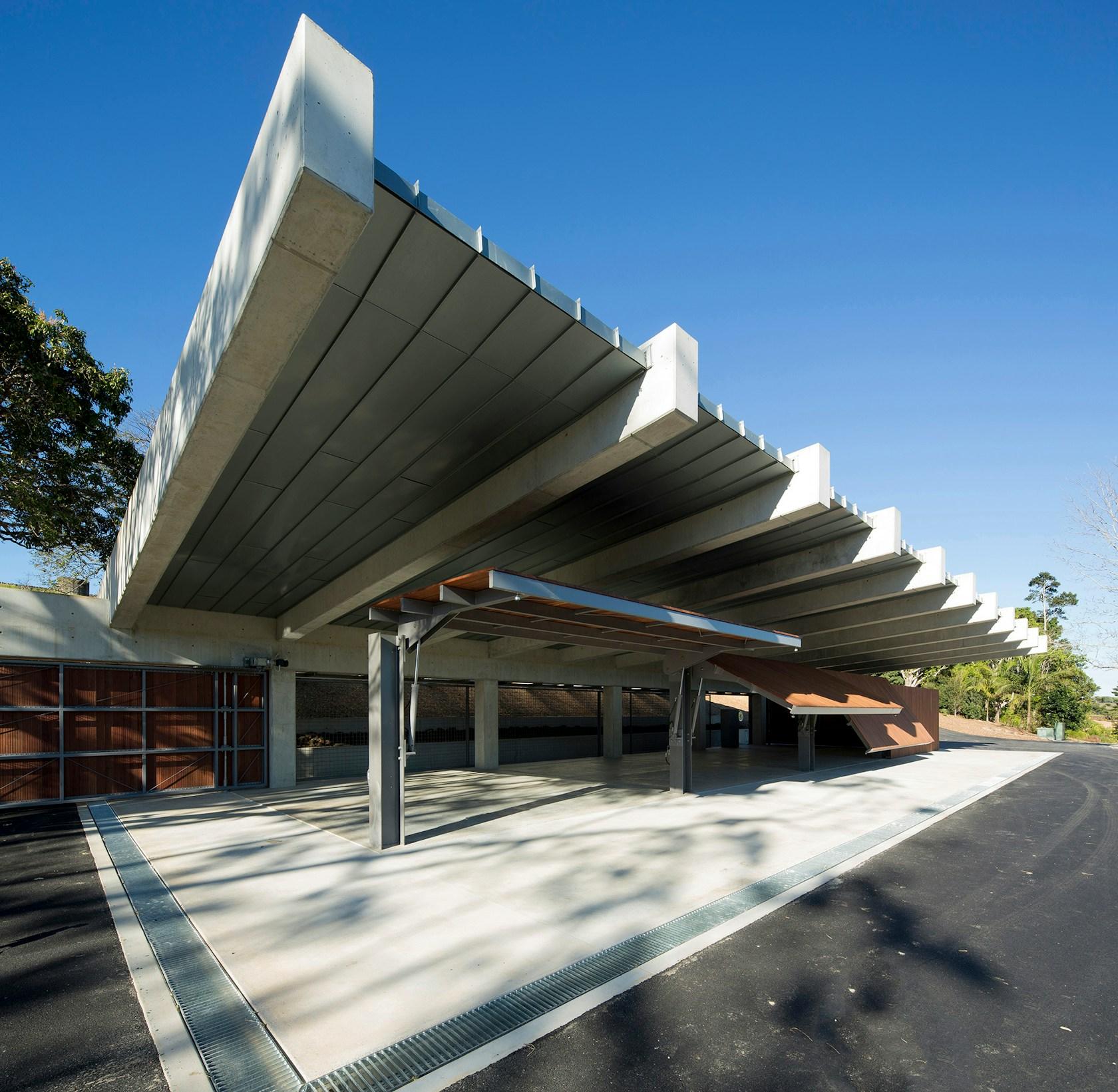 Lune de Sang Sheds - image 16