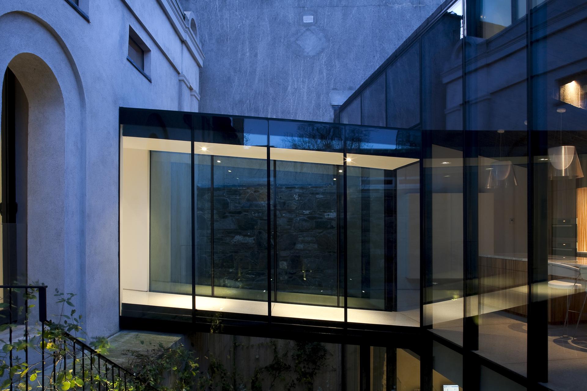 Flynn Mews House - image 7