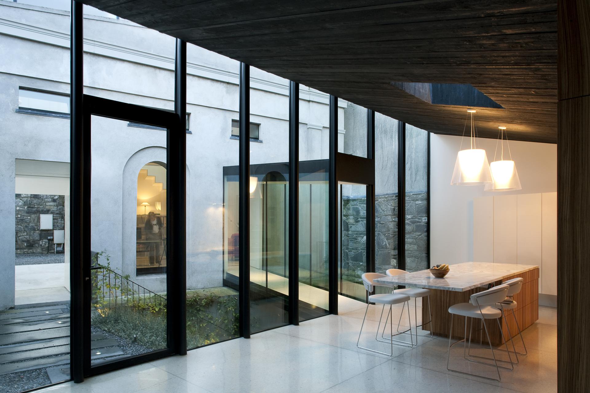 Flynn Mews House - image 5