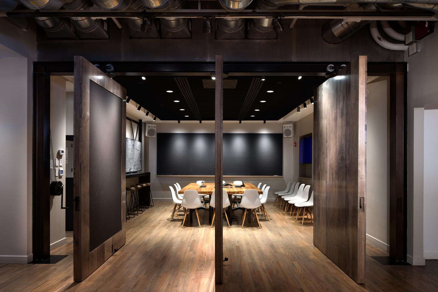 ICRAVE Office - image 4