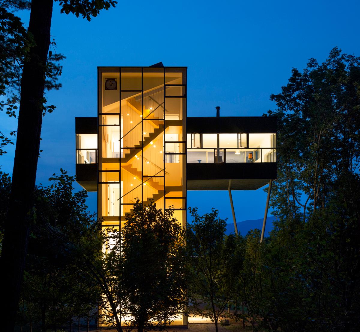 Tower House - image 7
