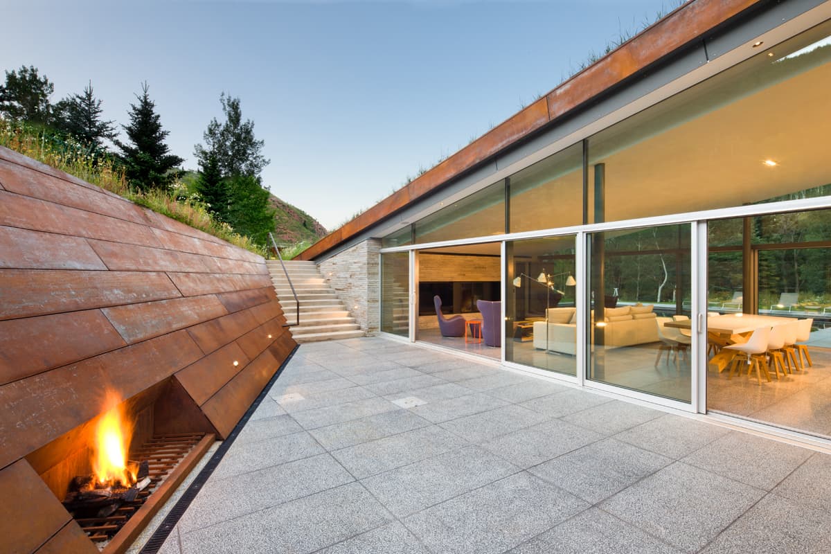 House in the Mountains - image 3