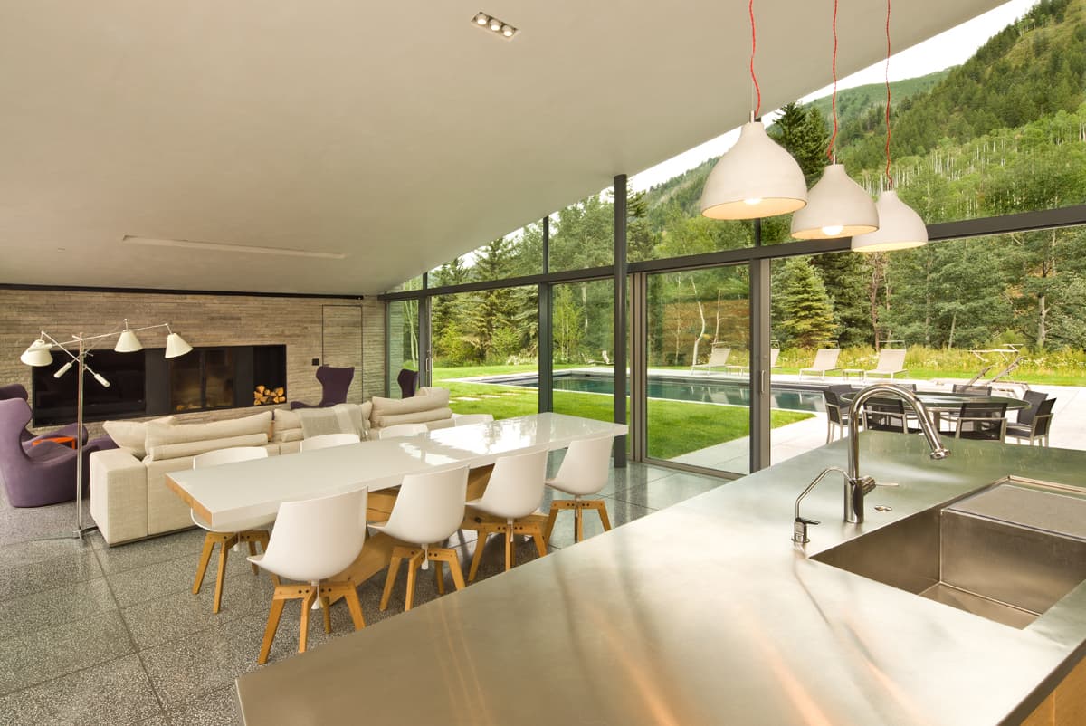 House in the Mountains - image 8