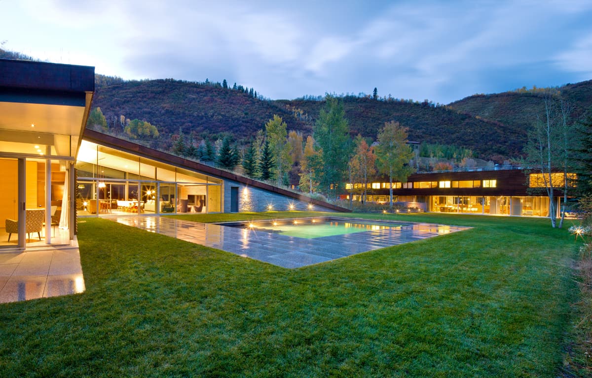 House in the Mountains - image 10