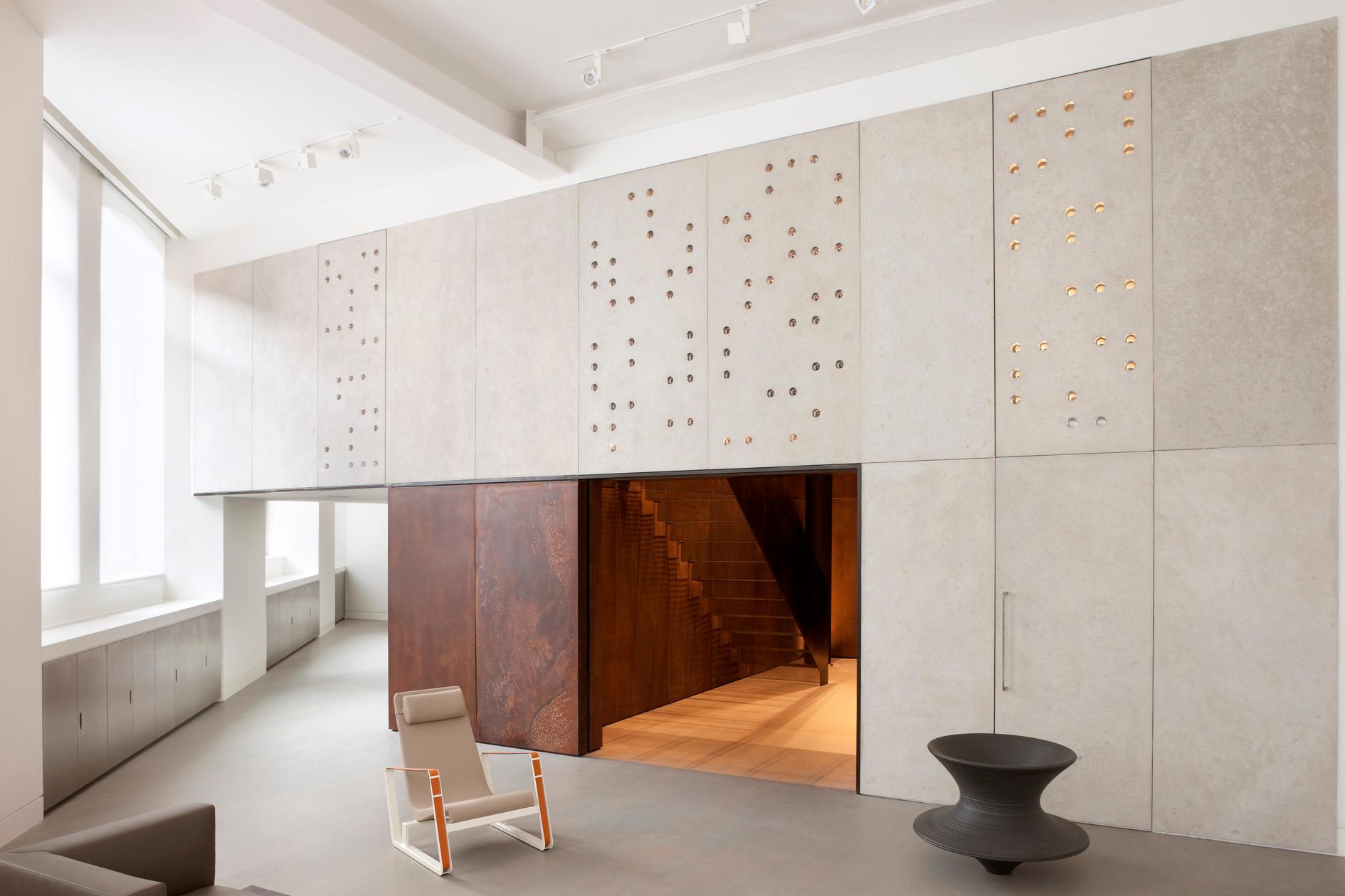 Post Office Apartment - image 2
