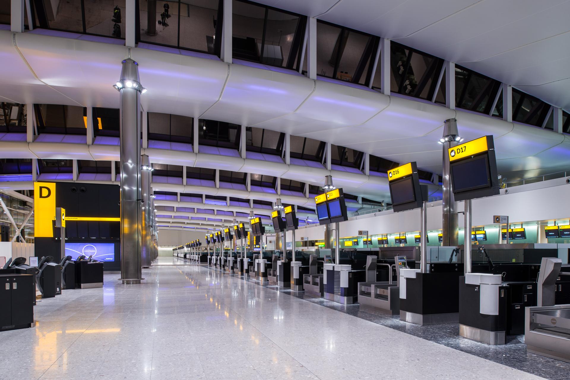 Terminal 2 -the Queen's terminal- Heathrow Airport - image 15