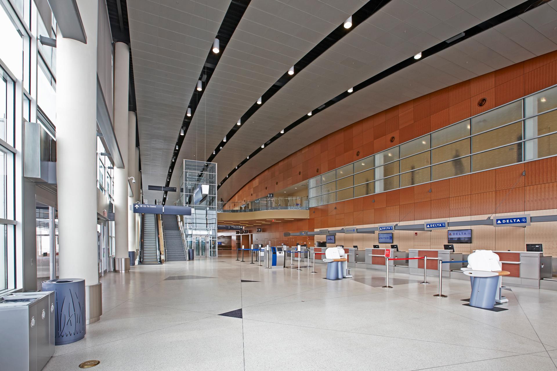 Duluth International Airport - image 4