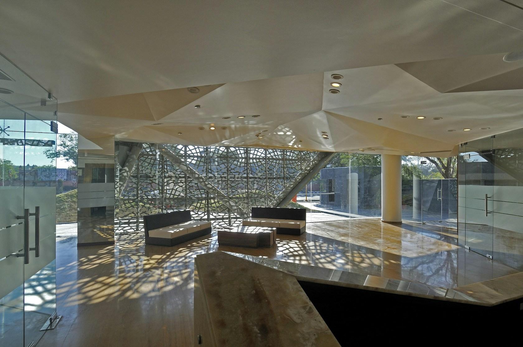 72 Screens - image 13