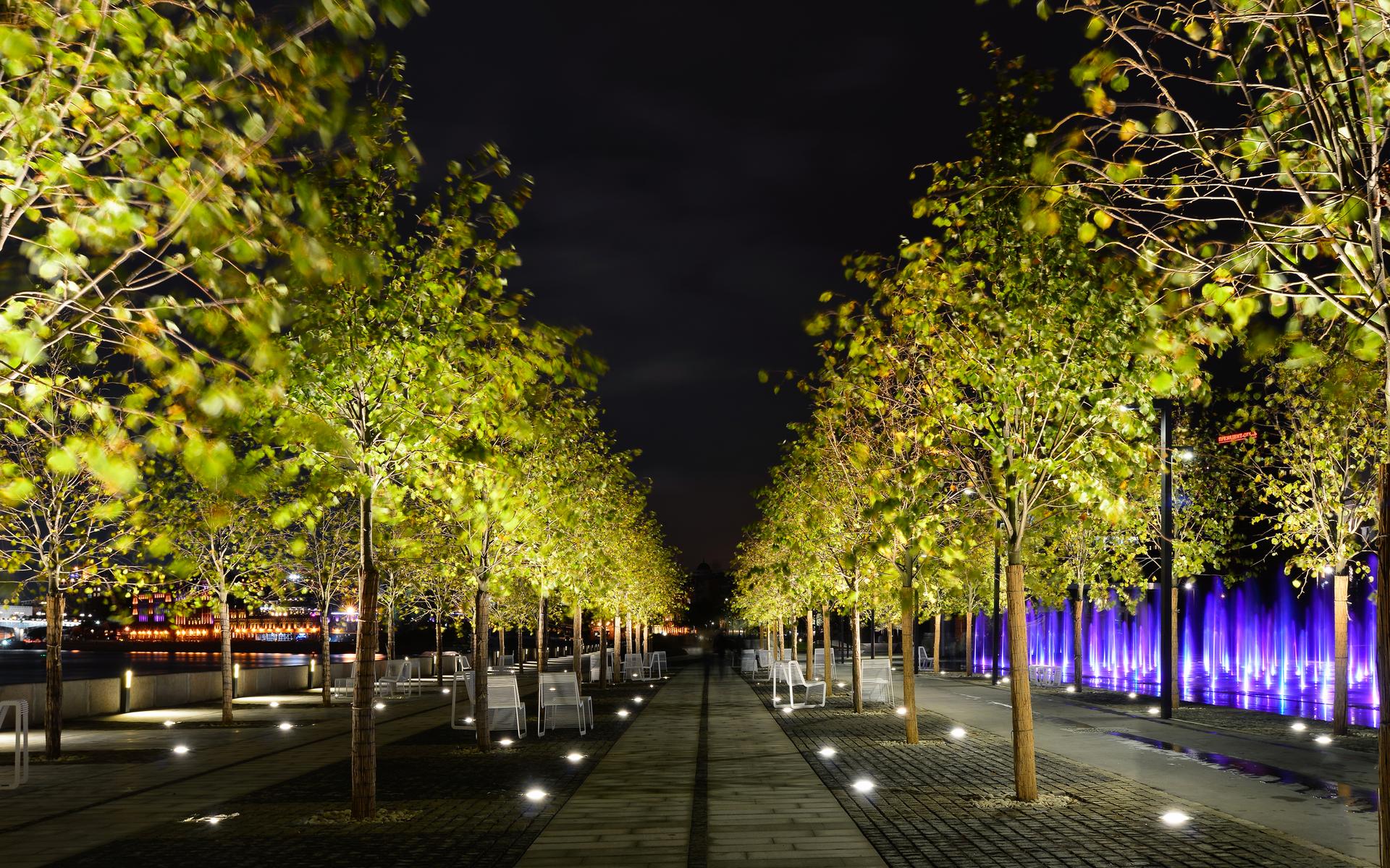 Krymskaya embankment - image 4