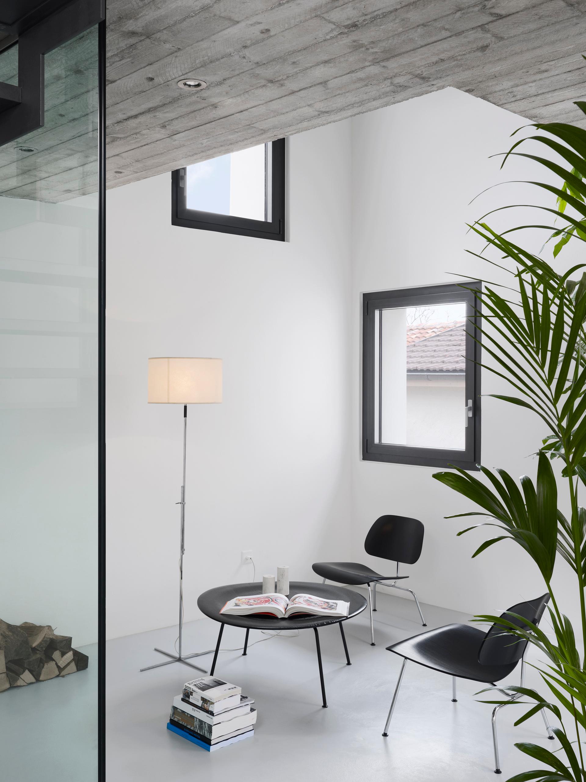 rizza house - image 5
