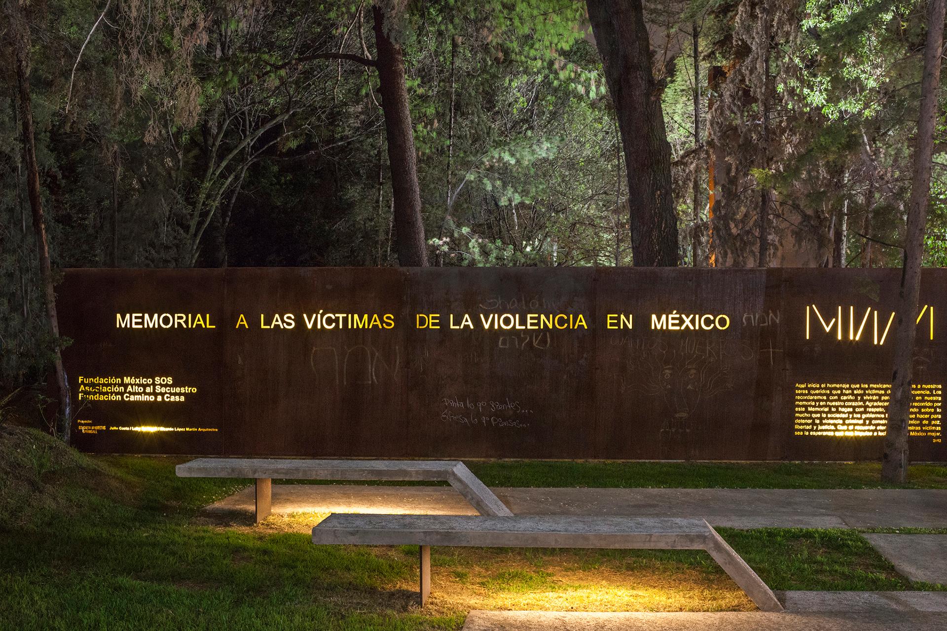Memorial to Victims of Violence in Mexico - image 4