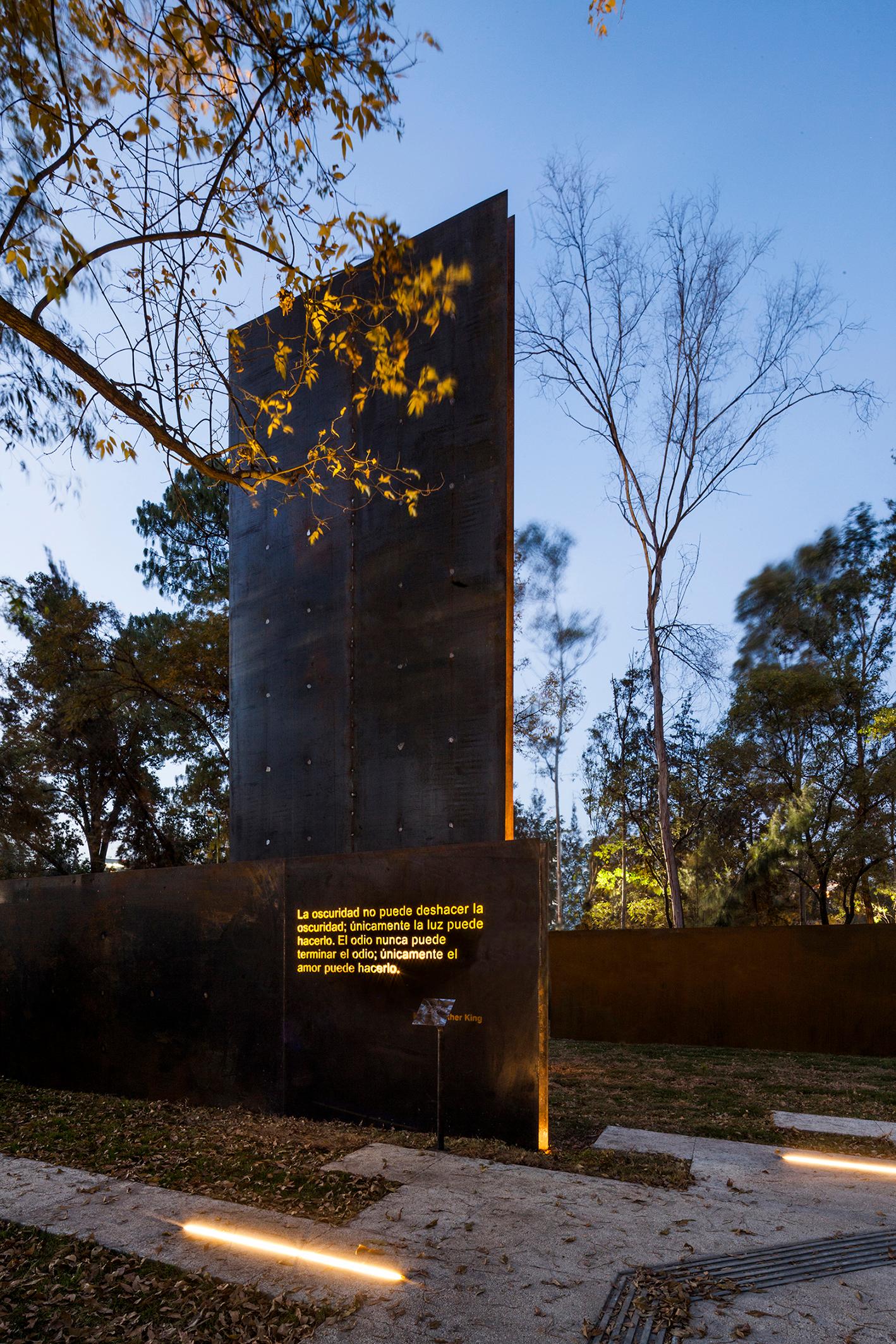 Memorial to Victims of Violence in Mexico - image 9