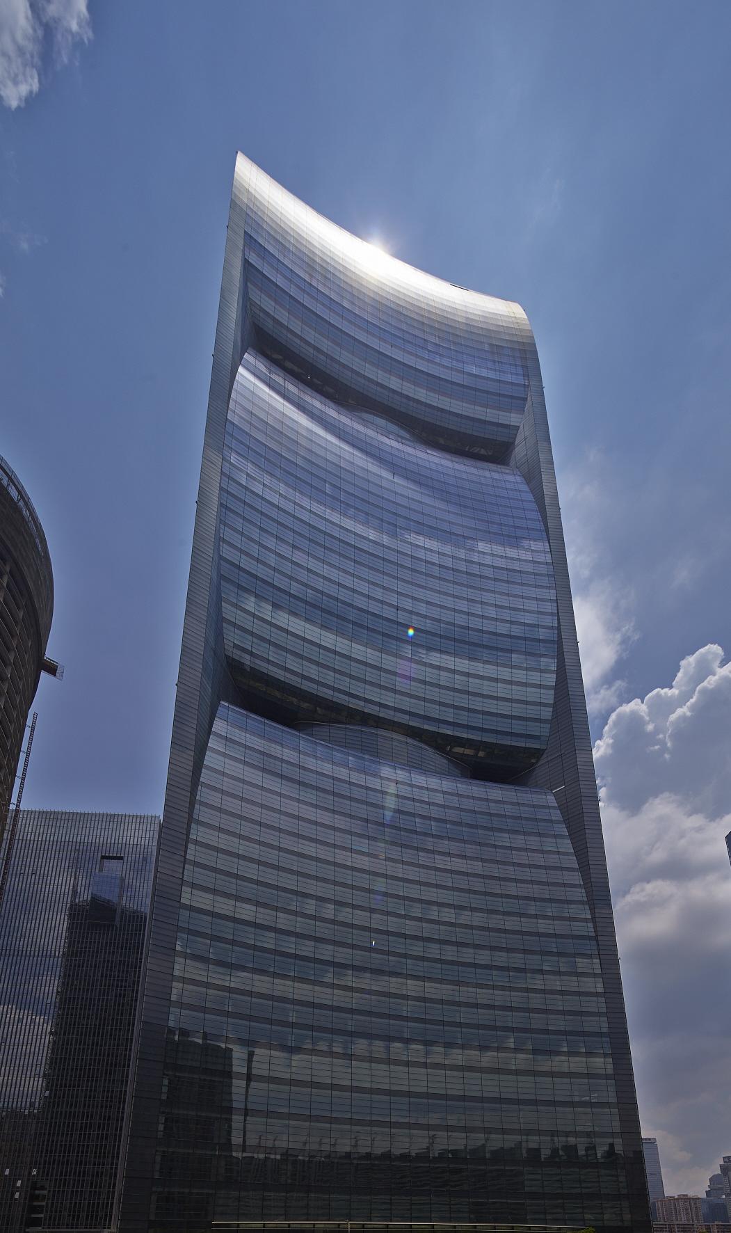 Pearl River Tower - image 11