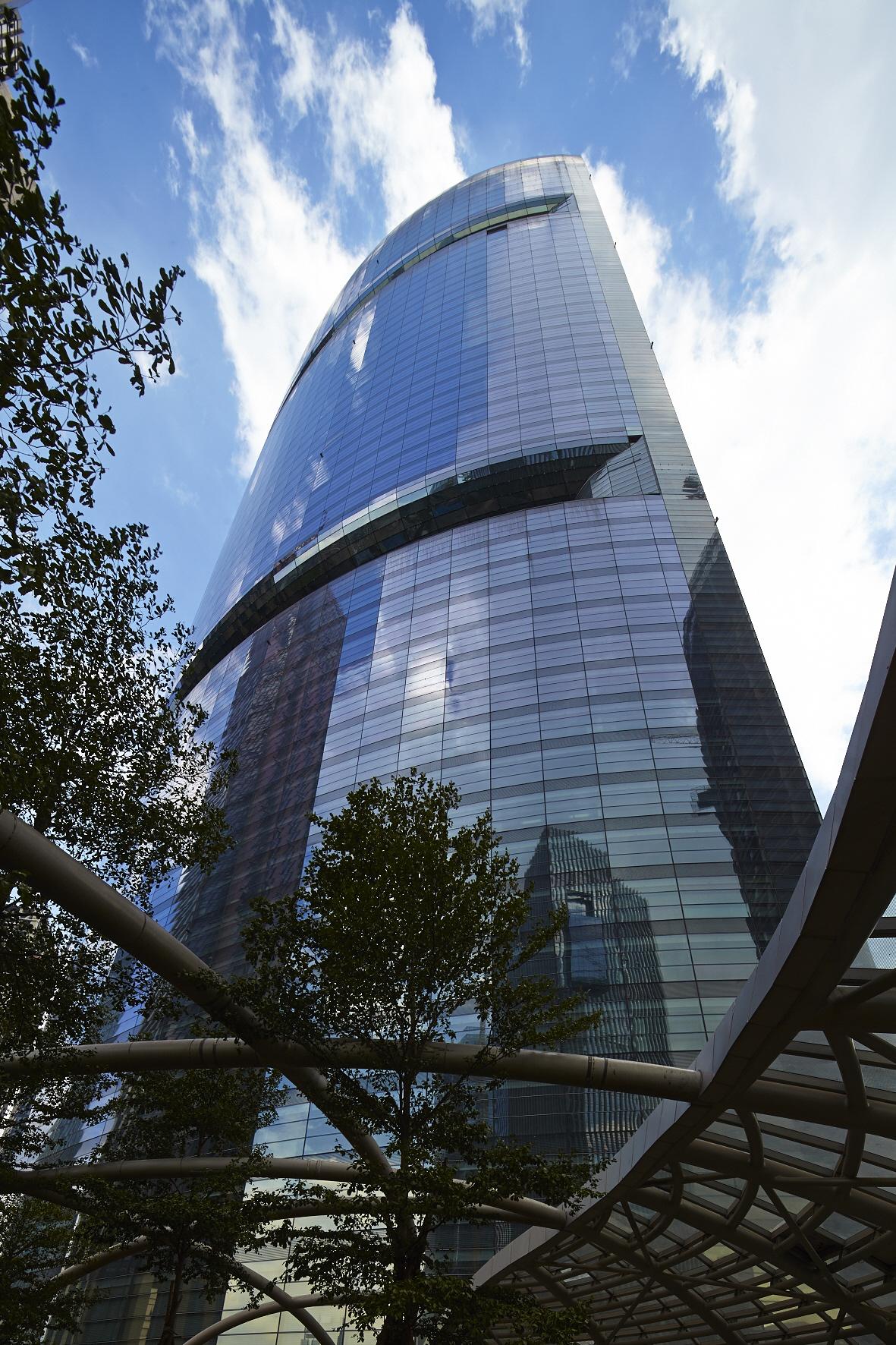 Pearl River Tower - image 12