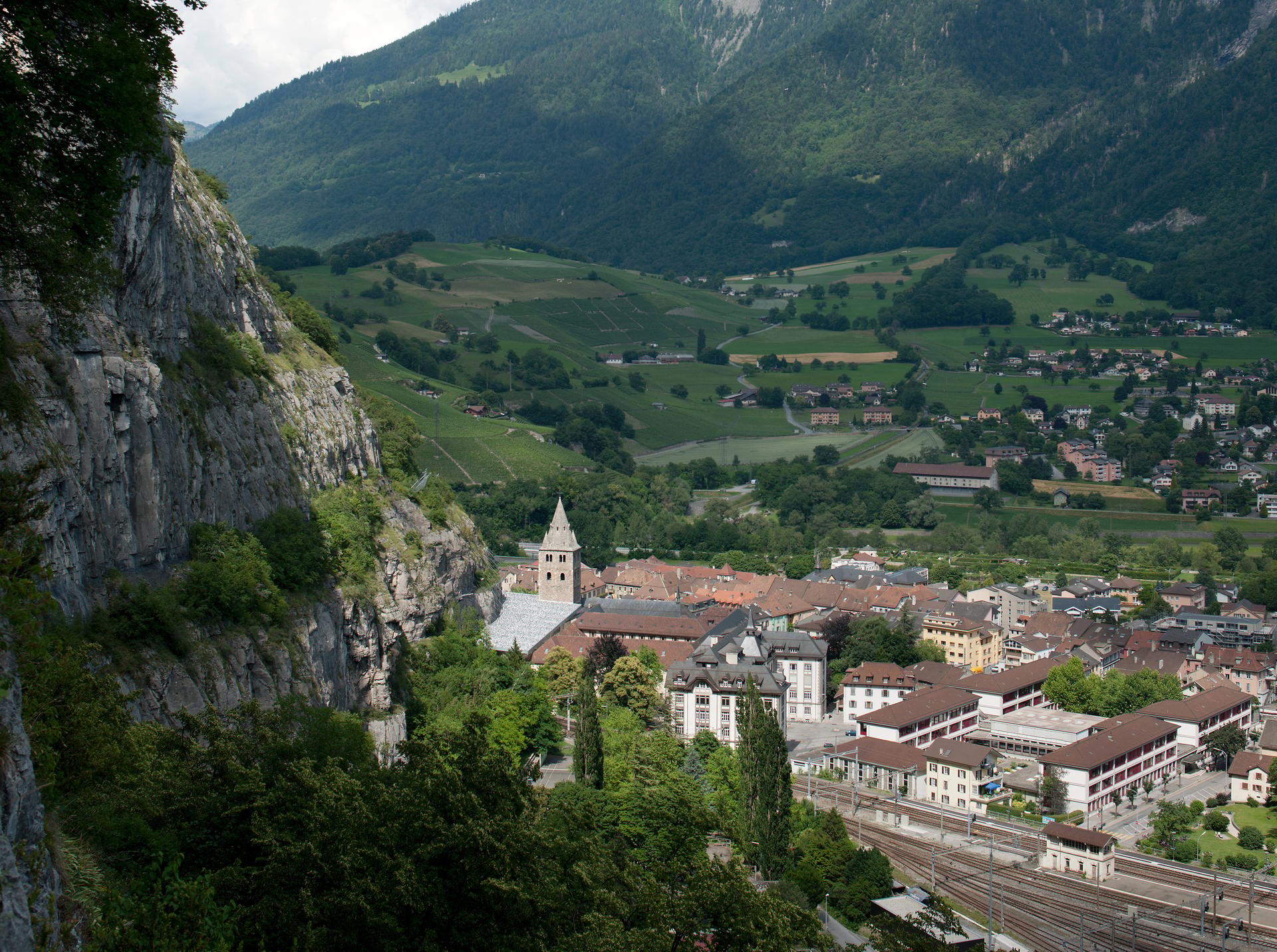 Coverage of Archaeological Ruins of the Abbey of St-Maurice - image 9