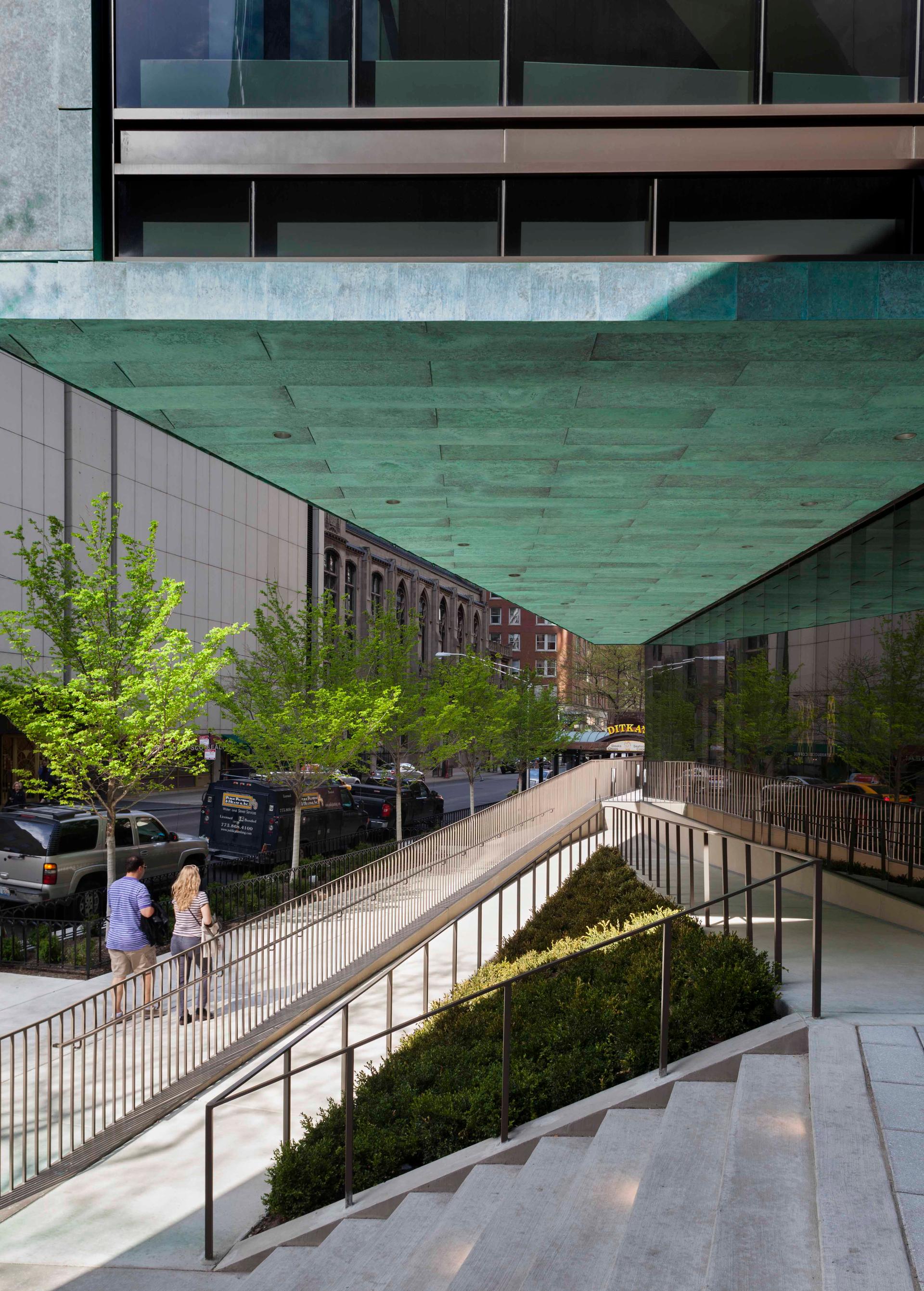 The Genevieve and Wayne Gratz Center at Fourth Presbyterian Church of Chicago - image 3