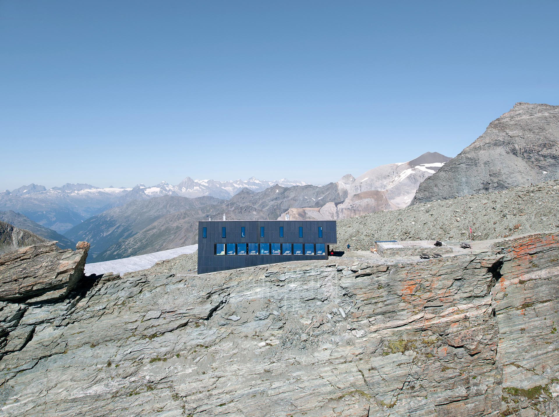 New Mountain Hut at Tracuit - image 4