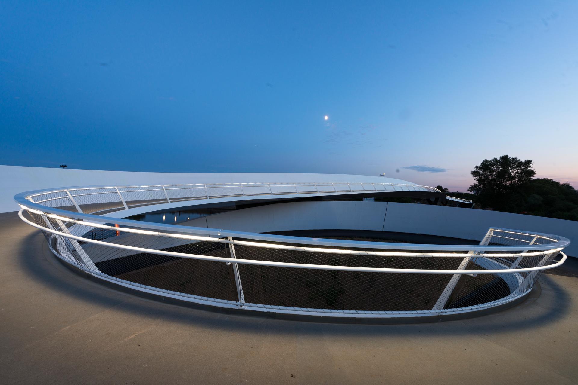 Oil Harbour Bridge - image 3