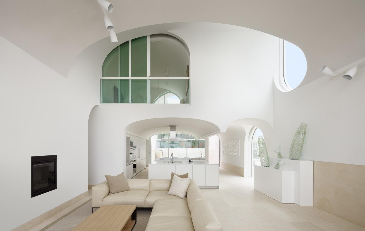 Vault House - image 9
