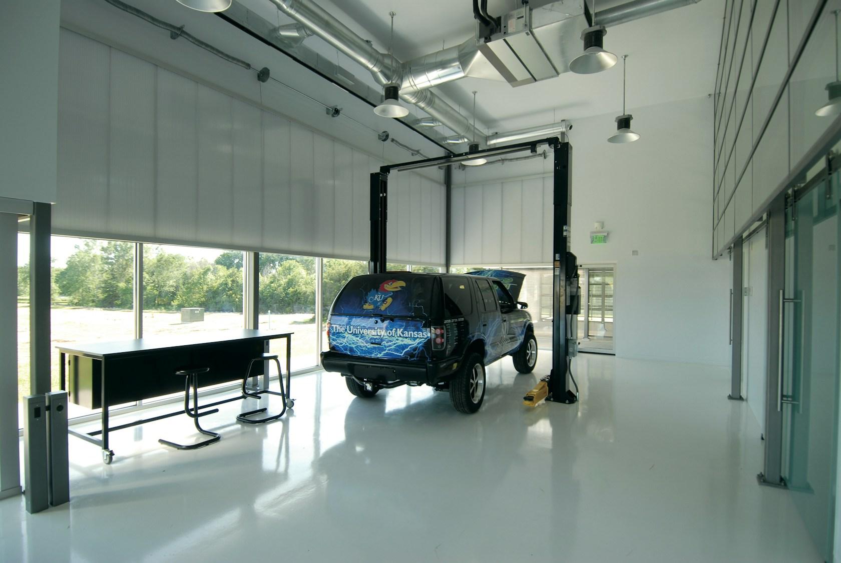 Hill Engineering Research and Development Center - image 9
