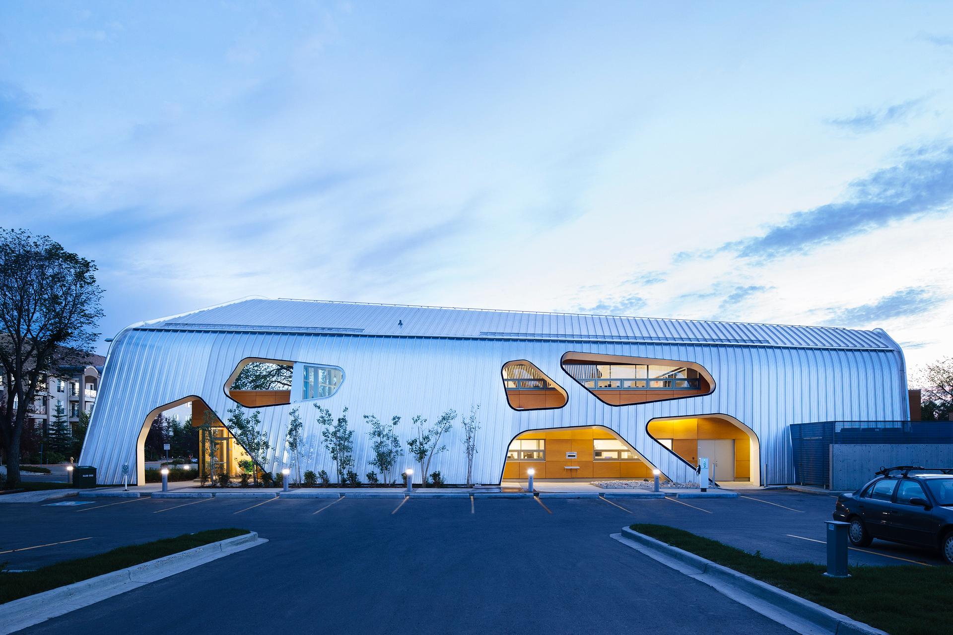Jasper Place Branch Library - image 2