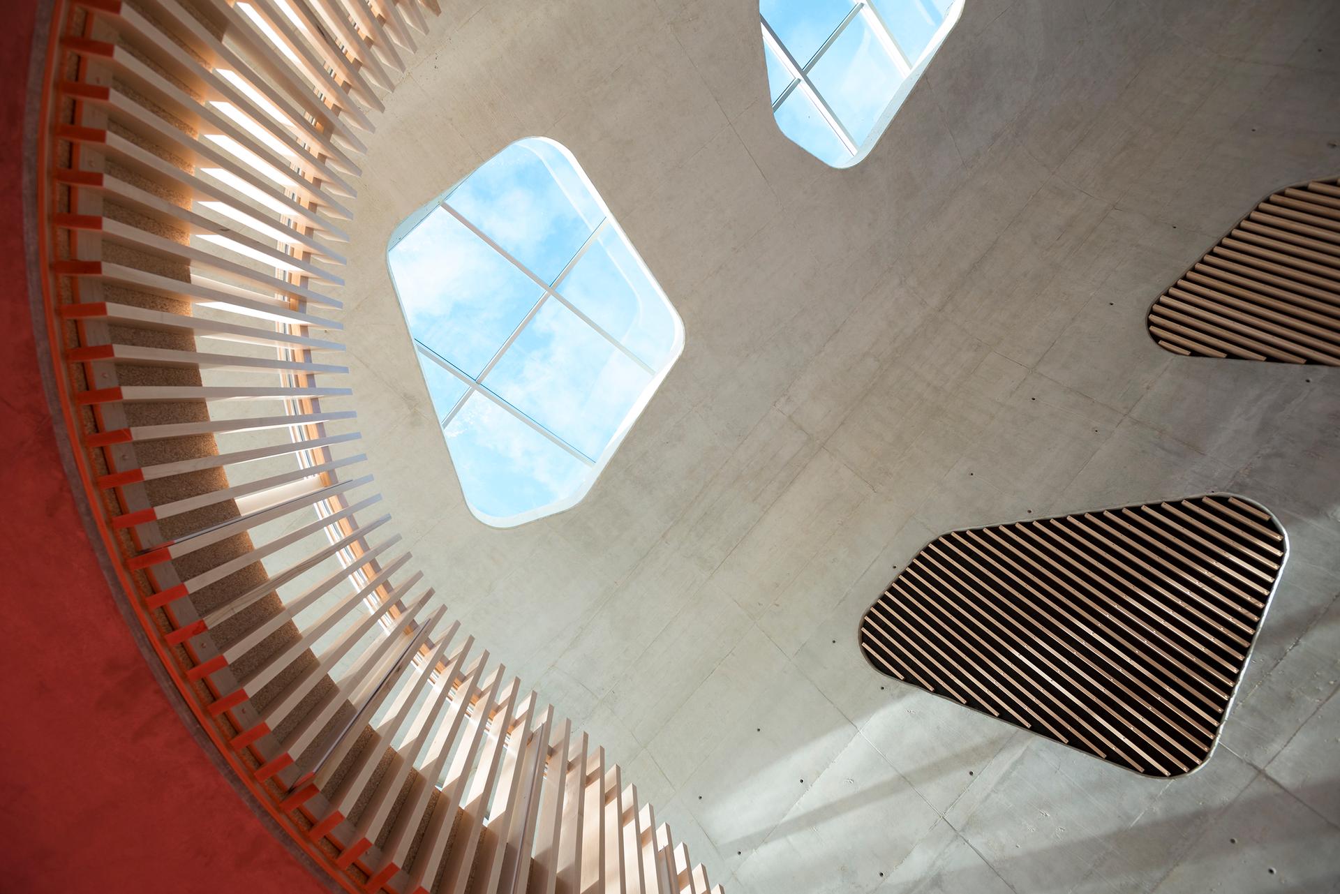 Jasper Place Branch Library - image 14