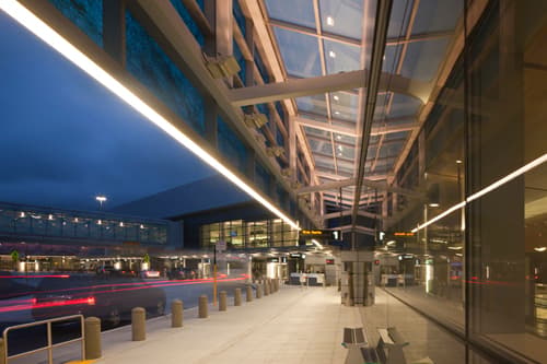 San Francisco International Airport Terminal 2 - image 5