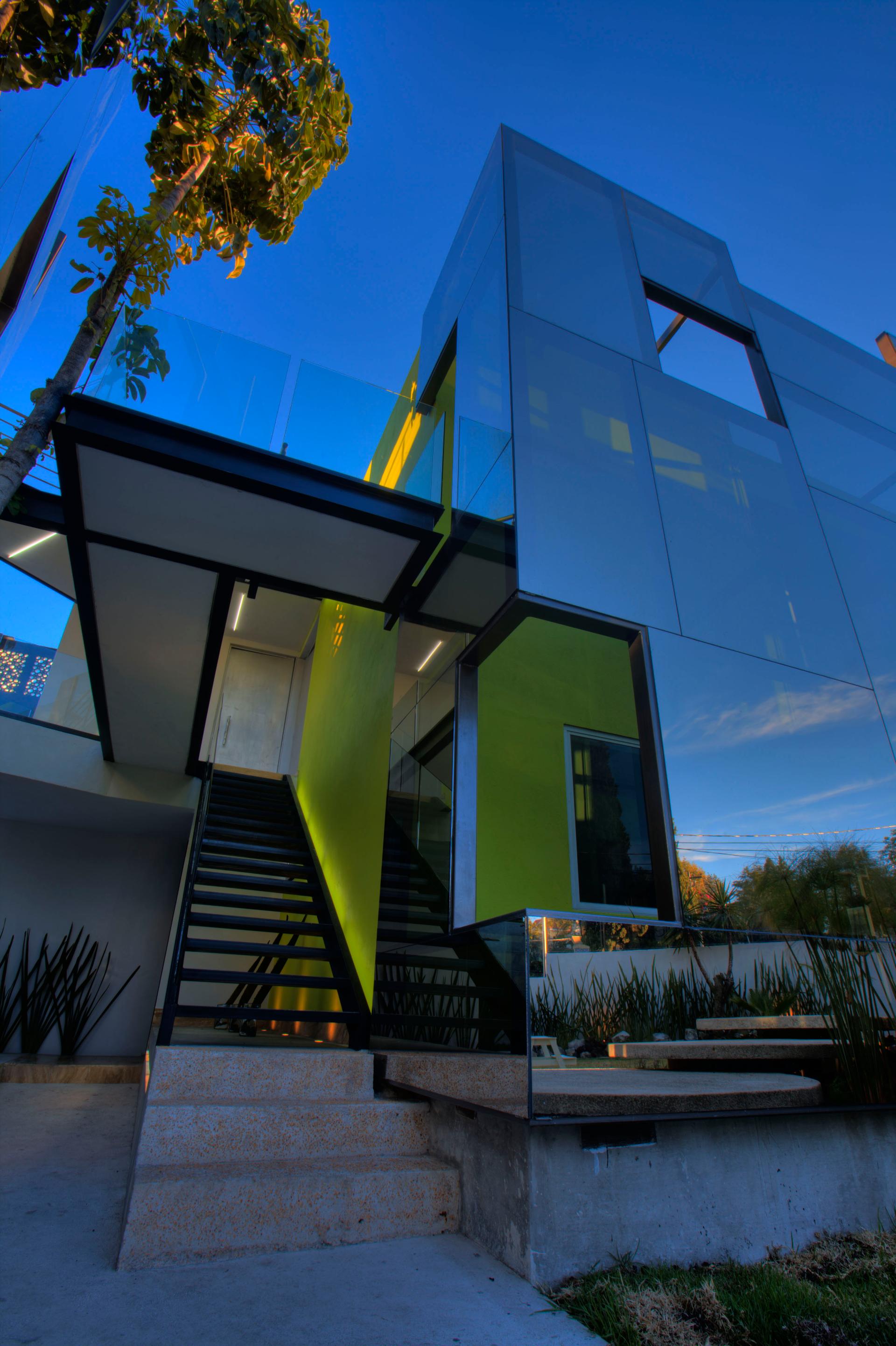 Trevox Apartments - image 4