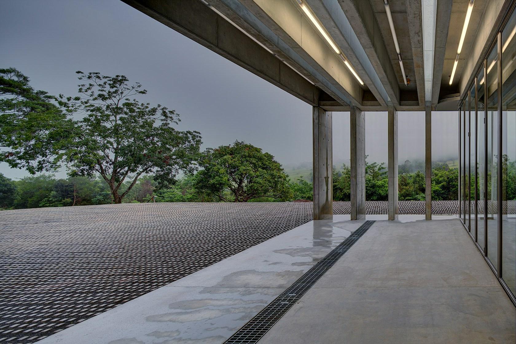 Lune de Sang Sheds - image 7