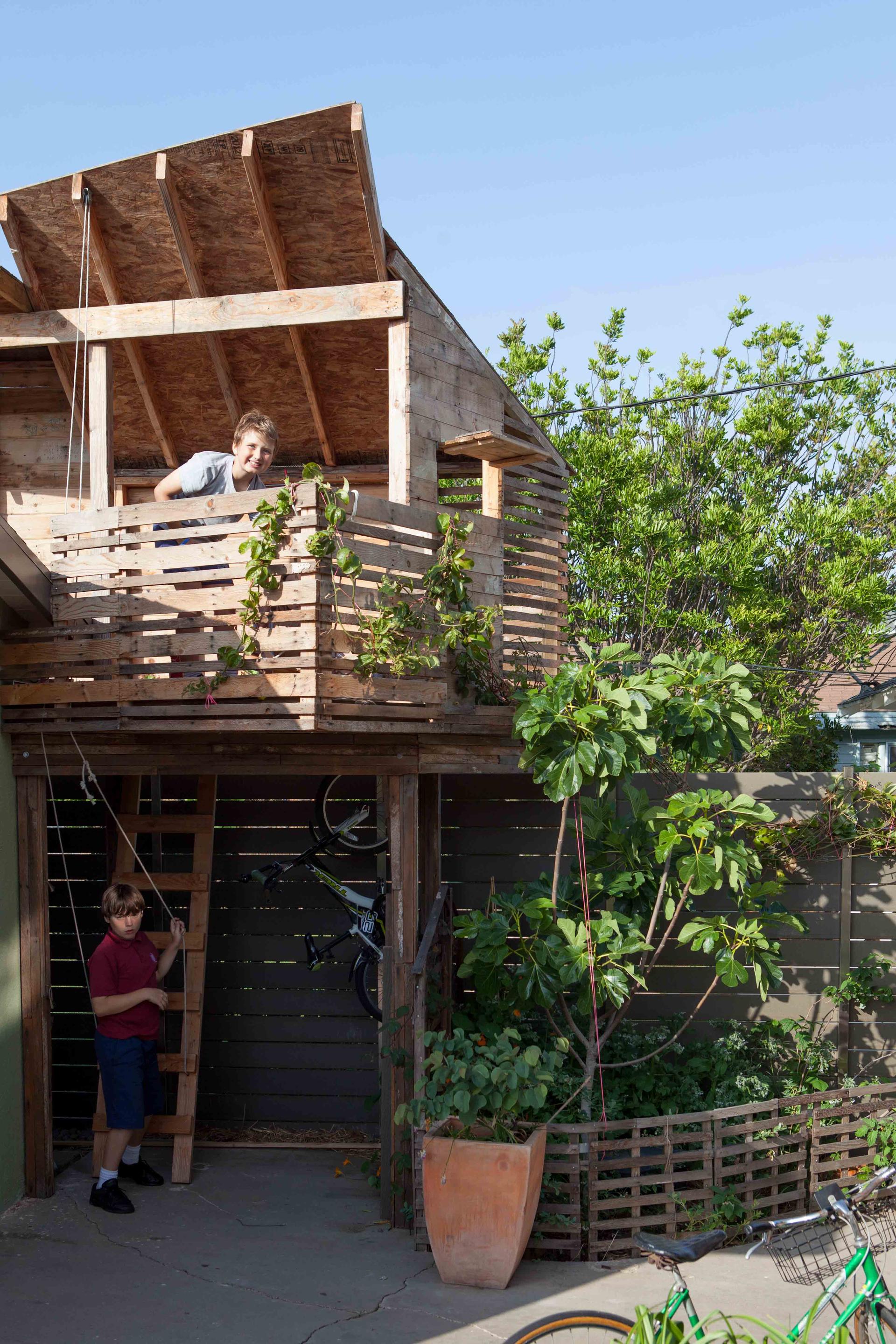 Brooks Residence - image 8