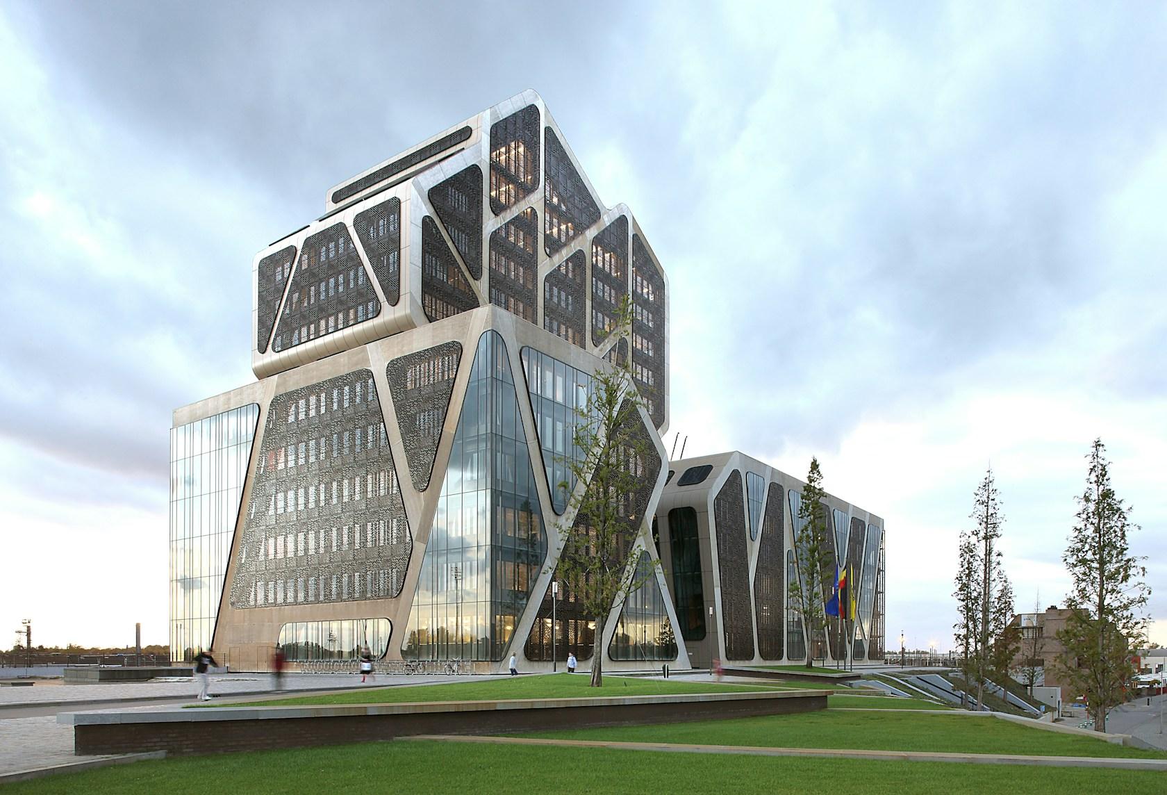 Hasselt Court House - image 3