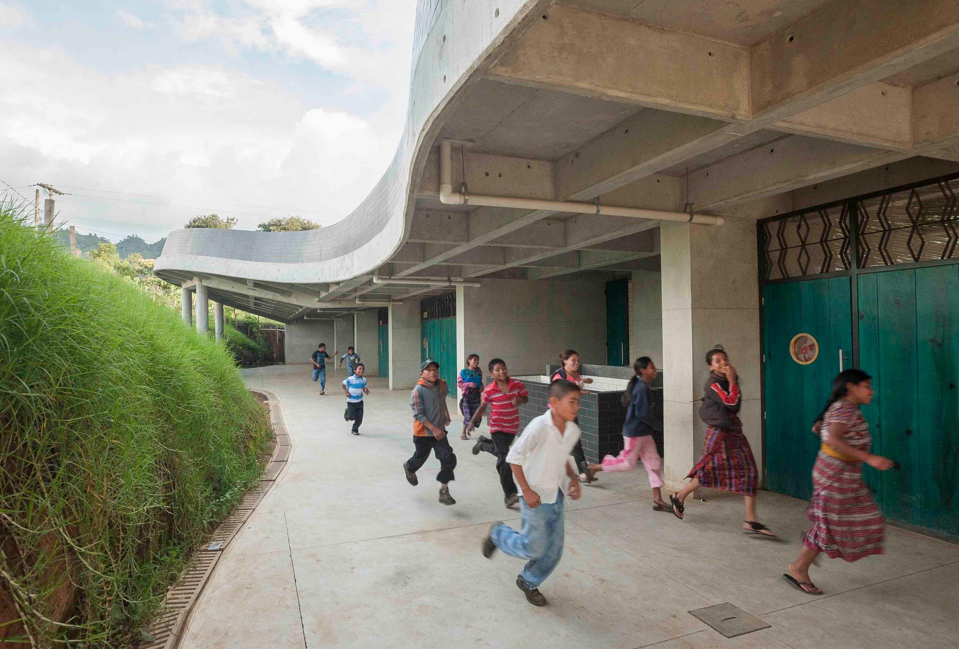 Escuelas en San Juan Cotzal