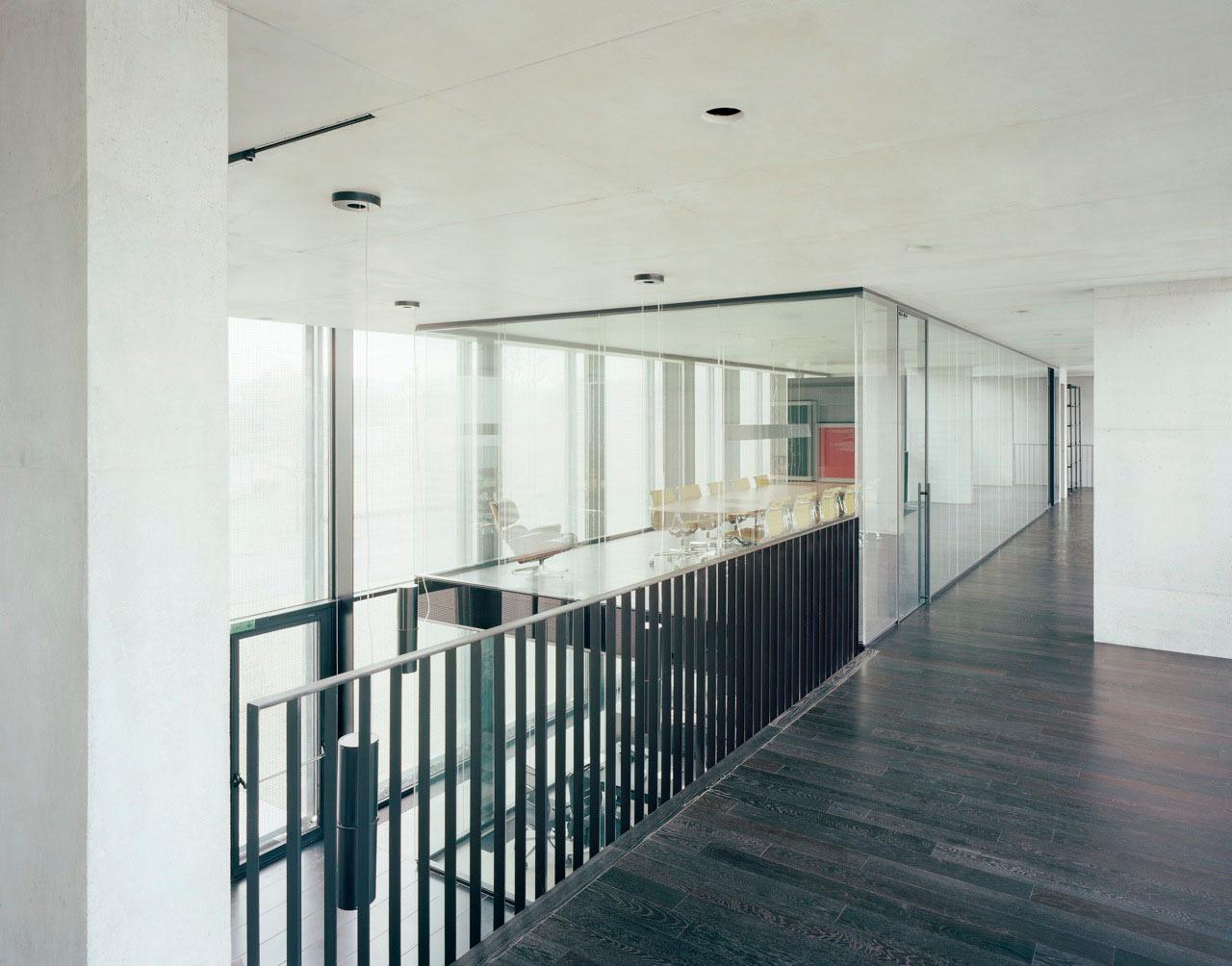 Varigrafica Printing Factory - image 11