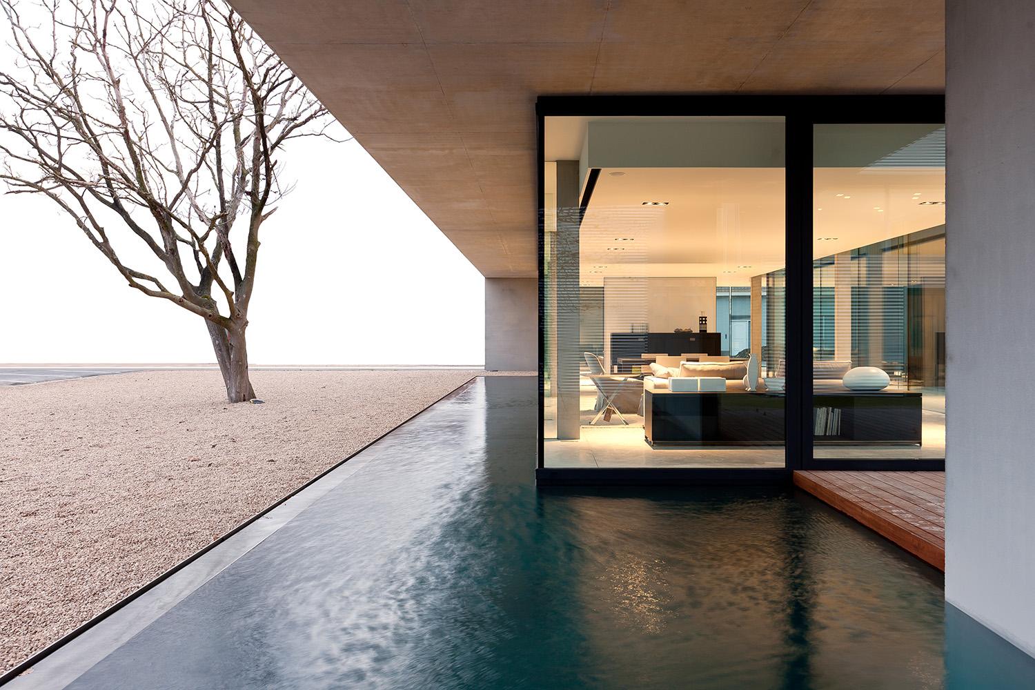 OBUMEX Outdoor Showroom - image 3