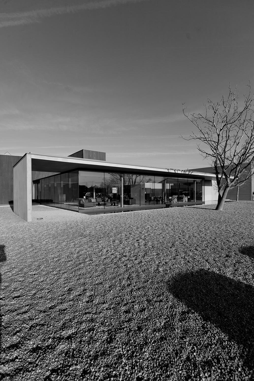 OBUMEX Outdoor Showroom - image 10